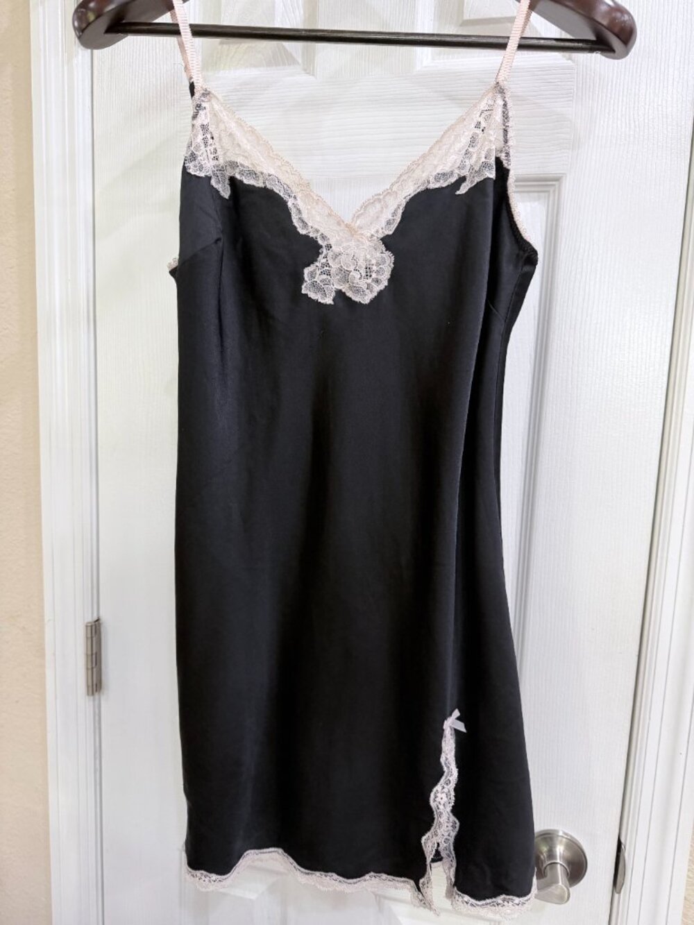 Victoria’s Secret Black Satin Lace Slip Chemise Nightgown Lingerie LG Large - Picture 13 of 14